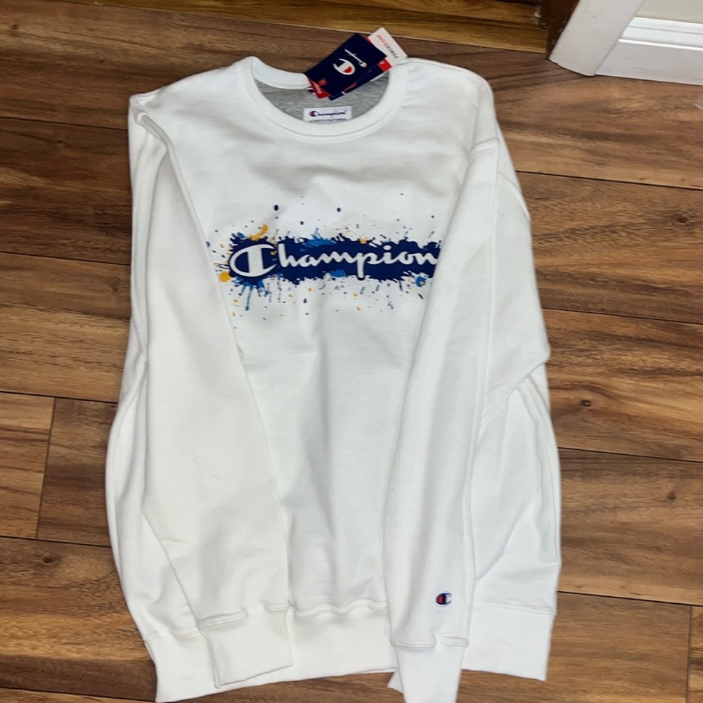 NWT champion pullover